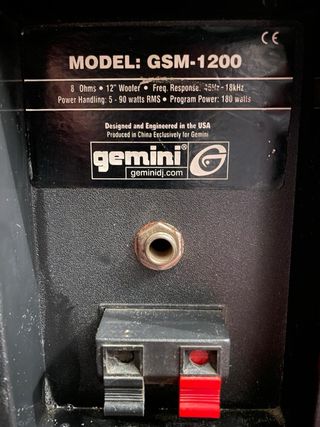 Amplificador Onkyo y altavoces Gemini