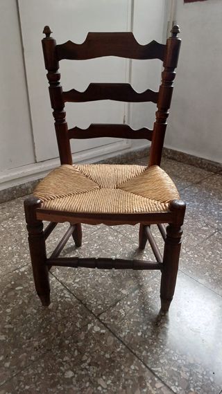 Silla antigua