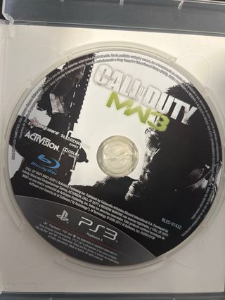 2 juegos Call of Duty PS3 + otro de regalo