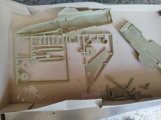 Maqueta avión tornados ids 1-72