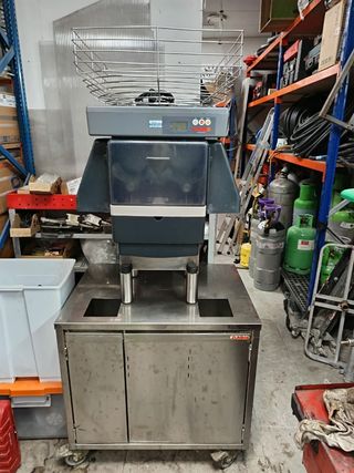 Maquina de Zummo Z40 cabinet 80cm Wide