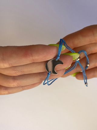 Pulsera con luna de plata