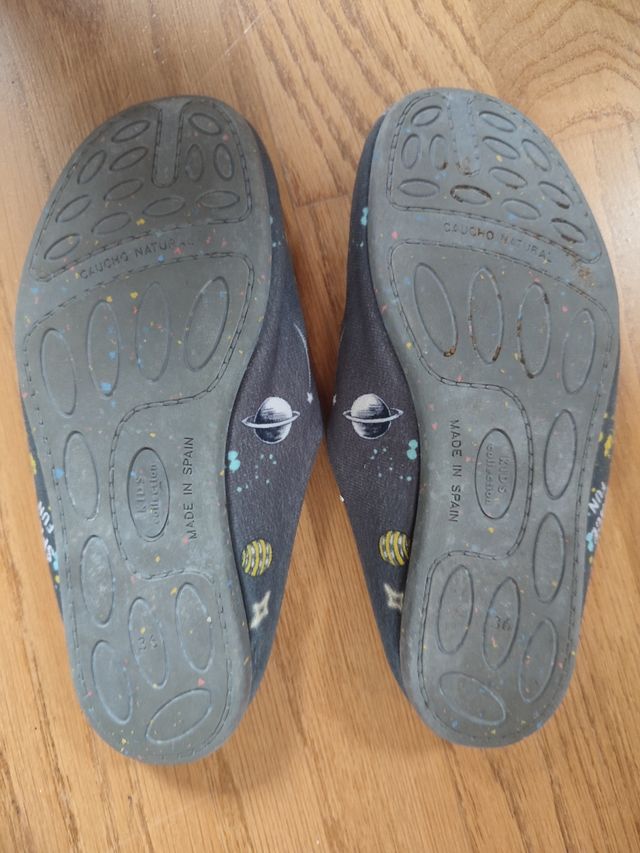 Zapatillas T 35 lote