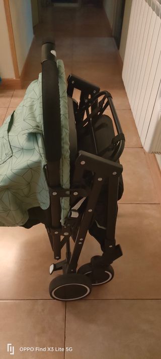 Silla de paseo marca chipolino clarice