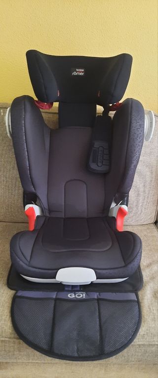 Römer Britax Kidfix XP-SICT + Regalos