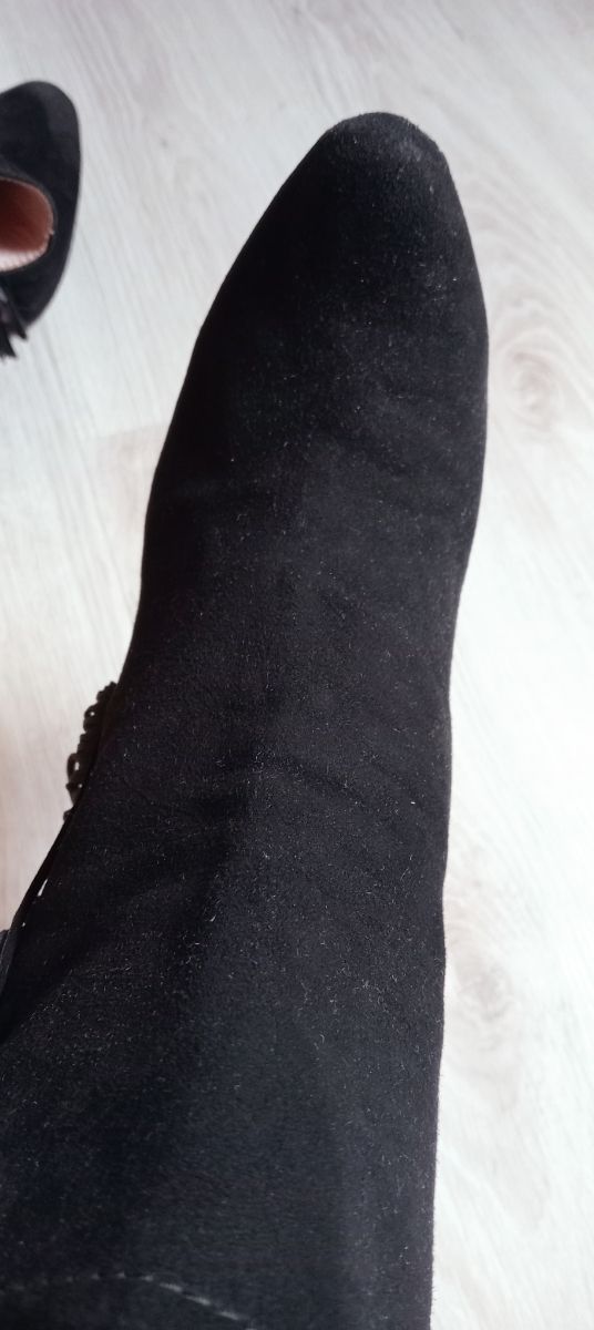 Pura López botines tacón