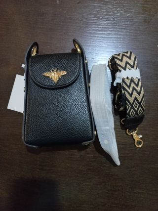 Mala a tiracolo preta