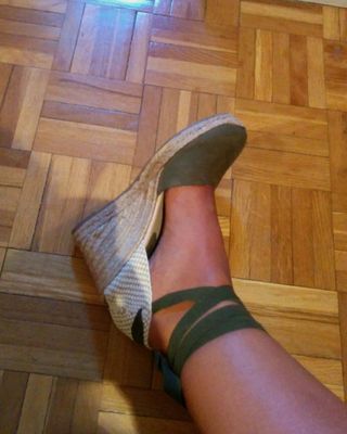 Cuñas Gloria Ortiz. Talla 37