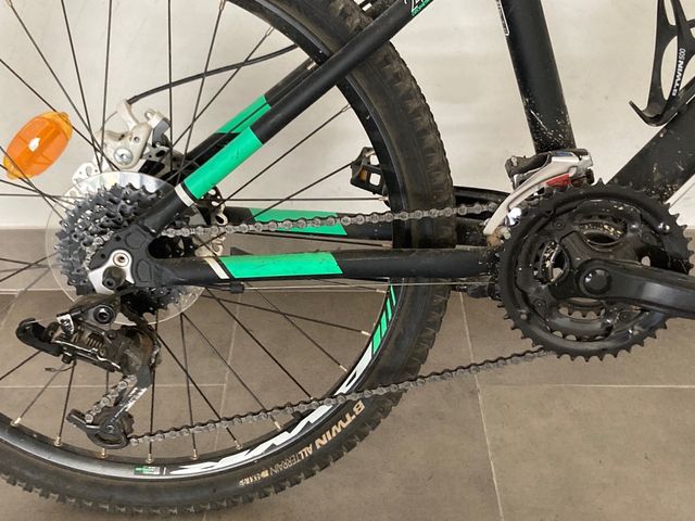 bibicleta rockrider 700