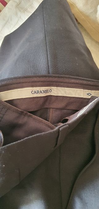 Traje de hombre Nuevo .Marca Caramelo