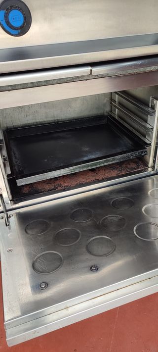 COCINA INDUSTRIAL IMEGAS 3 FUEGOS/HORNO
