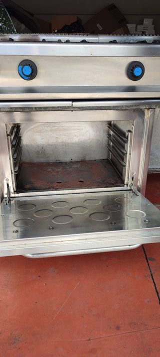 COCINA INDUSTRIAL IMEGAS 3 FUEGOS/HORNO