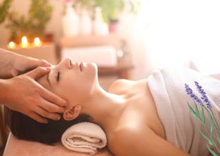 MASAJE TERAPÉUTICO ANTIESTRÉS