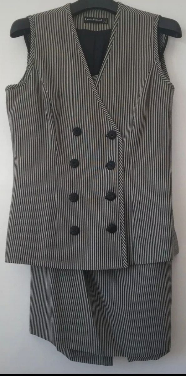 Louise Feraud ladies suit size S