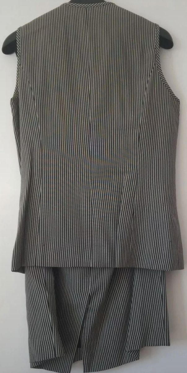 Louise Feraud ladies suit size S