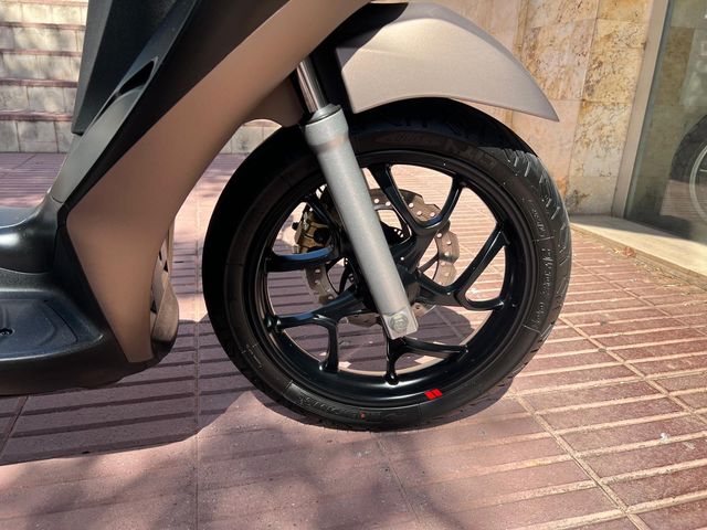 PIAGGIO MEDLEY S 125CC - 2024 - NUEVA -