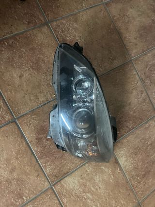 Faro xenon mercedes clase c