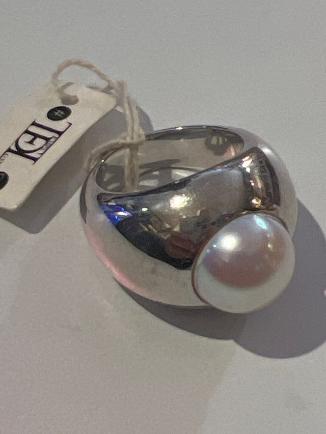 Sortija de plata con perla cultivada