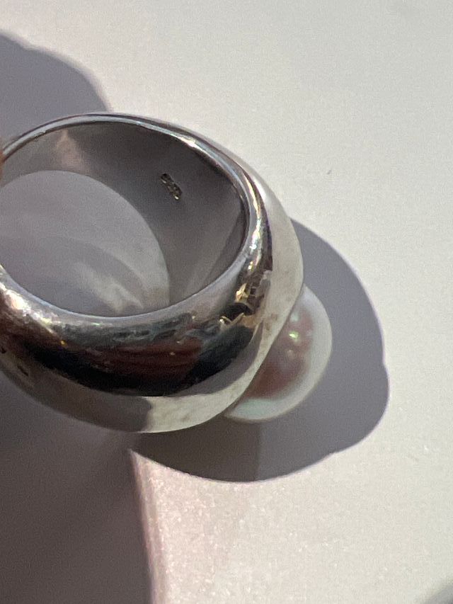 Sortija de plata con perla cultivada