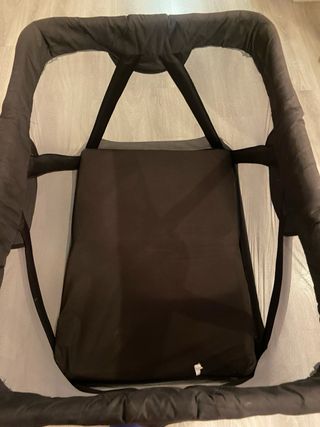 Cuna de viaje NUNA y colcon NUNA