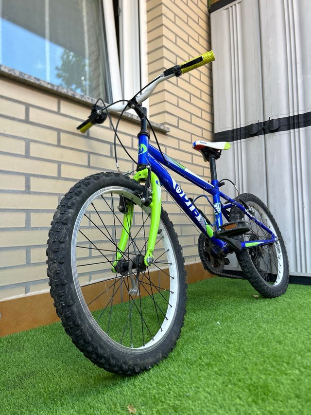 Bicicleta pequeña DTB