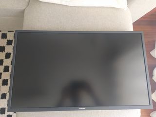 Monitor SAMSUNG 32" 4K UHD