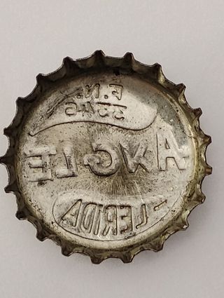 Chapa antigua de refrescos