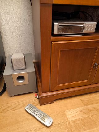 Home cinema Philips 5.1 con Dvd y mando