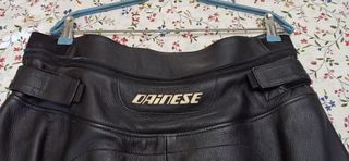 Mono Dainese cuero