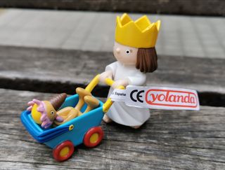 YOLANDA Original Muñeca colección Princesa