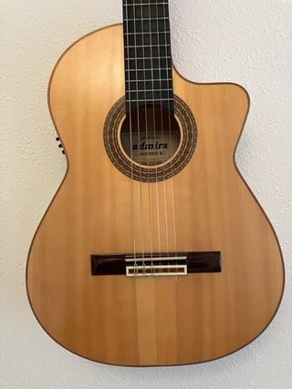 Guitarra Admira Duende EC
