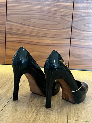 Zapatos tacón charol Miss Sixty