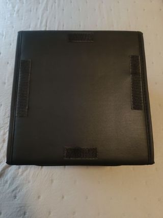 Caja de Almacenamiento maletero Mercedes Benz. 