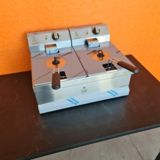 🔲 Freidora Eléctrica 8+8 Lts - Romux