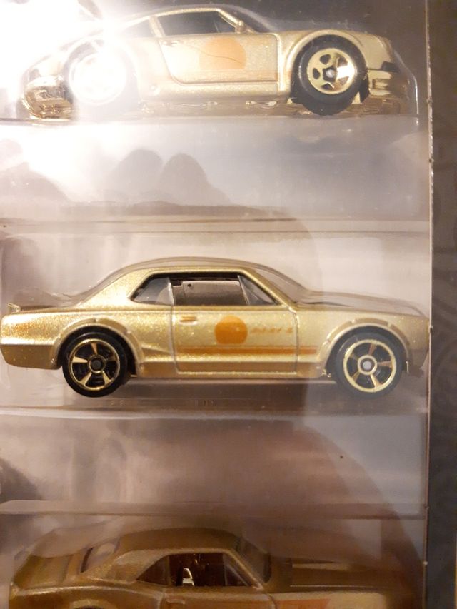 Hot wheels nissan skyline ht 2000gtx