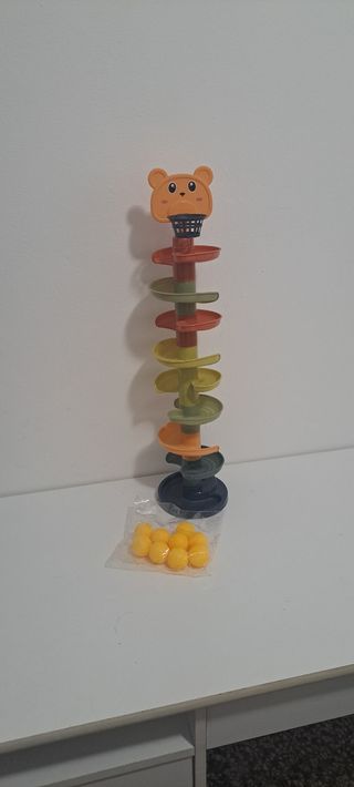 Juguete tobogan con pelotas