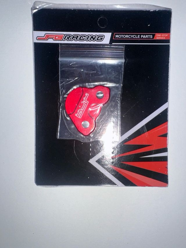 Tapa trasera bomba de freno honda CR