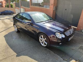 Mercedes-Benz Clase C 2005