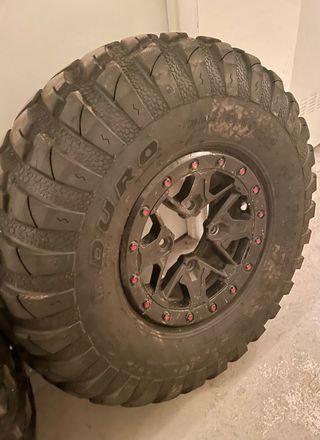 llantas y gomas Can am maverick x3