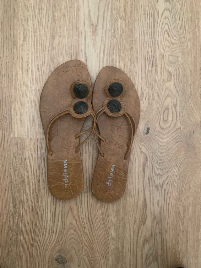 Sandalias marrones 