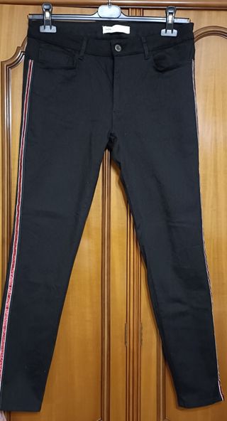 Pantalón negro zara. Loneta