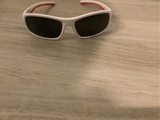 Pack de 2 gafas de niño, 2 fundas y 1 protector