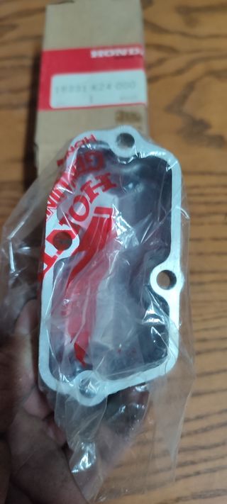 Tapa válvula escape Honda CR125R, 87-88