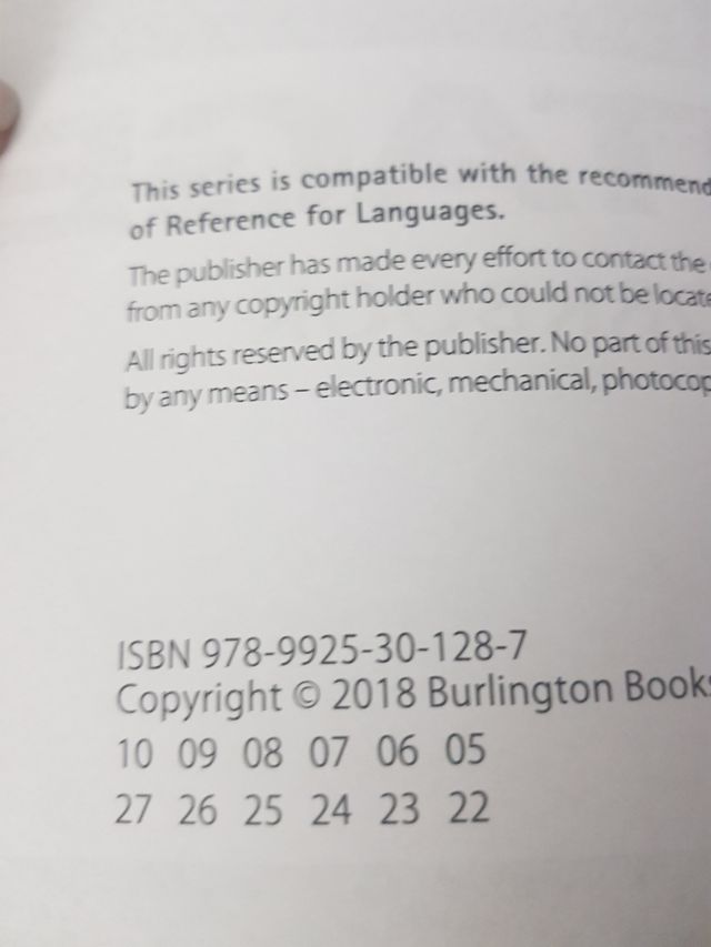 2 libros: Advantage Student's y workbook 2 Bach