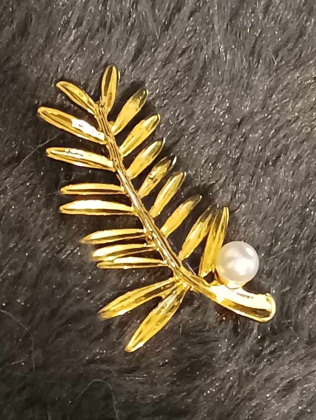 Broche hojas perla joyas bisutería mujer hombre