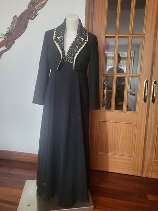 Vestido de fiesta con chaquetilla