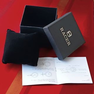 Estuche Racer para reloj de pulsera con manual