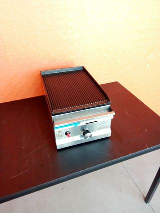 🔲 Plancha Hierro Ranurada [30 cm] Gas