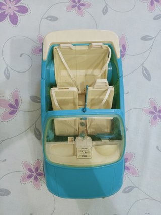 COCHE PARA MUÑECOS TIPO BARBIE
