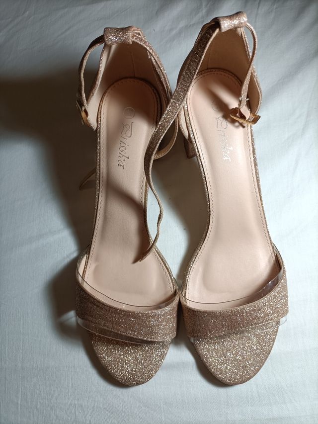 Sandalias con tacón